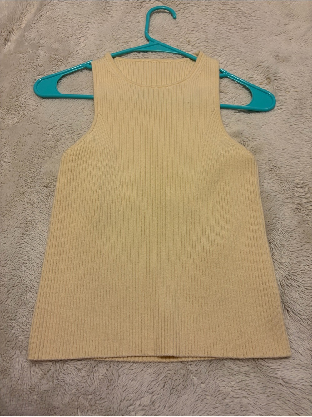 Lululemon butter cream Sleeveless Ribbed Knit Tank Top - sz 6